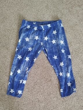 No Boundaries Blue Star-Print Capris